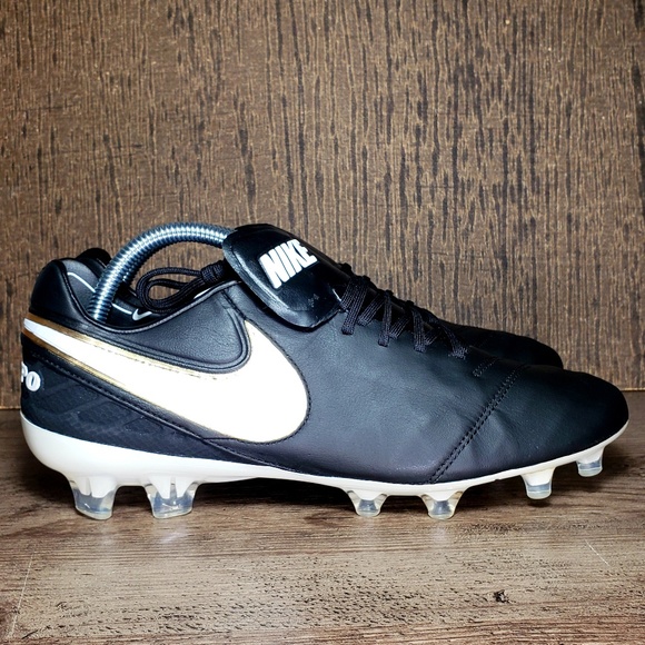 nike men's tiempo legend vi fg soccer cleats